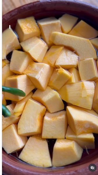 Cut pumpkin prepared for Kembude Da Gassi
